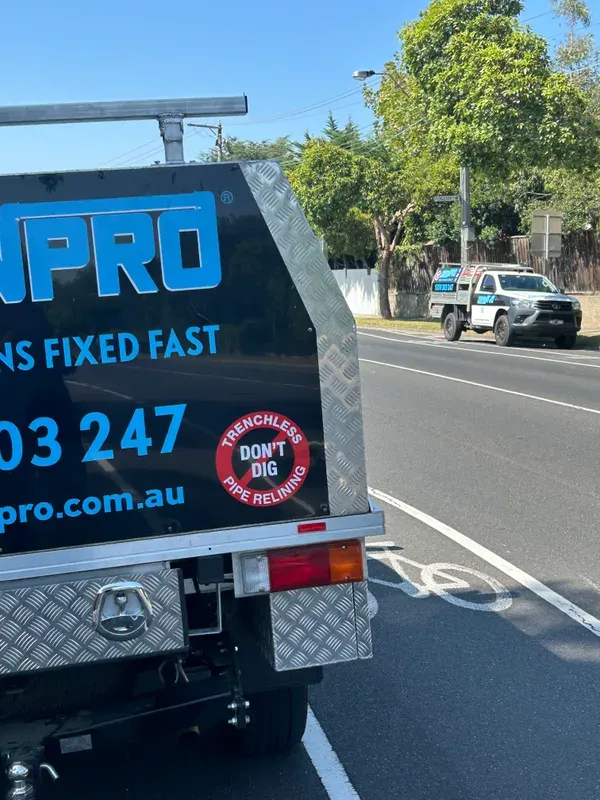Drainpro truck and team on a Melbourne job, photo 10